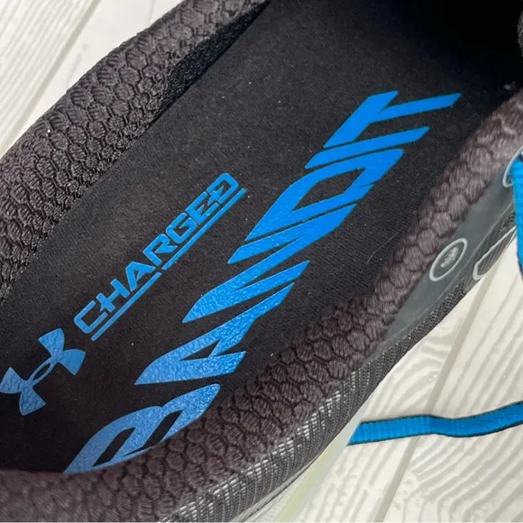 Under Armour Charged Bandit Running Shoes New