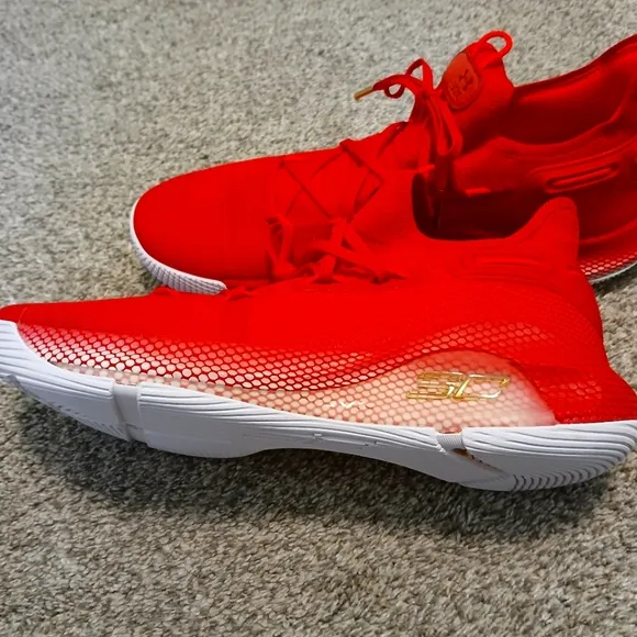 Under Armour Curry 6 Team Red Basketball Shoes Men's Size 14 (NWOT)