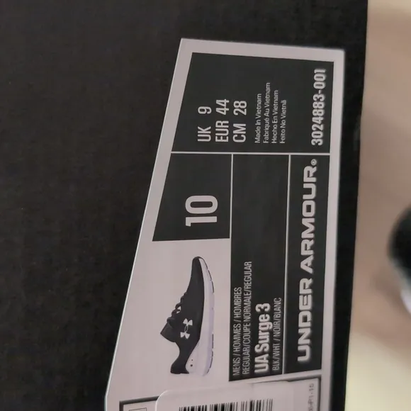 Under Armour Men's Surge 3 shoes