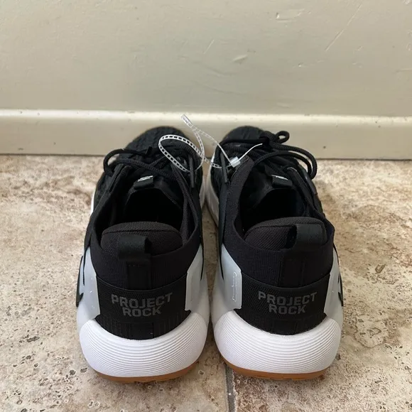 Under Armour Project Rock 6 Black Gum Gym Shoes 3026534-001 Men's Size 15
