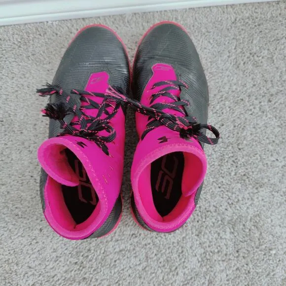 Under Armour Stephen Curry Youth Size 6 Purple Black Basketball Shoes Sneakers