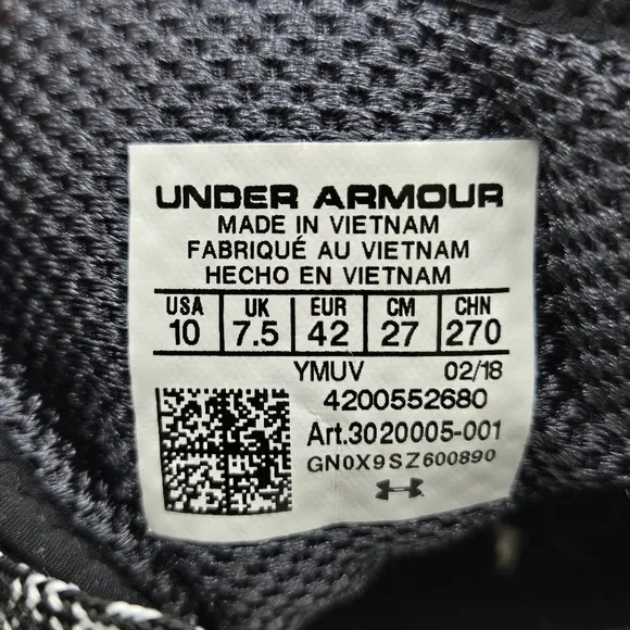 Under Armour Women's Charged Escape Gray Running Shoes Size 10
