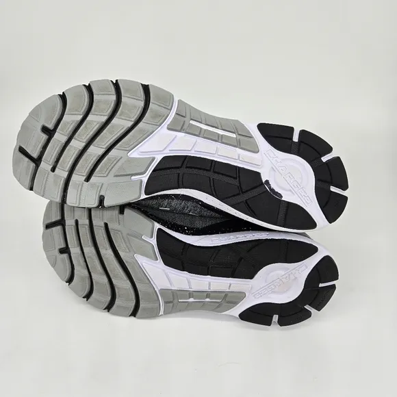 Under Armour Women's Charged Escape Gray Running Shoes Size 10