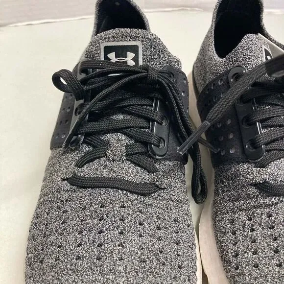 UNDER ARMOUR Women’s Speedform Slingwrap Running Shoes Size 7.5 Black &amp; Gray