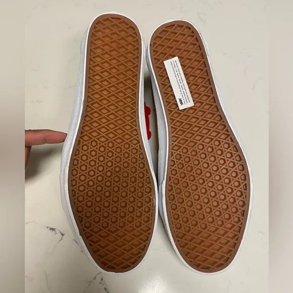 VANS GOLDEN BROWN/ TRUE WHITE SK8 HI SEUDE SNEAKER U.S MENS  SZ. 11.5/WO 13