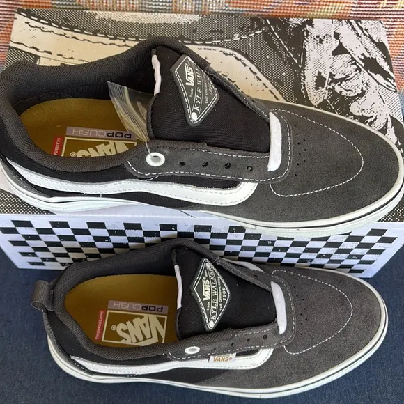 Vans Men’s Kyle Walker(Twill) RavenVN0A5JIE87CSneakers - athletic shoes