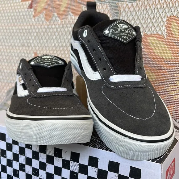 Vans Men’s Kyle Walker(Twill) RavenVN0A5JIE87CSneakers - athletic shoes