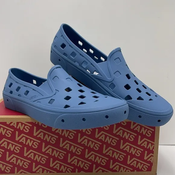 Vans Men’s Slip-On TrkCaptains BlueVN0A5HF8ZR8Sneakers