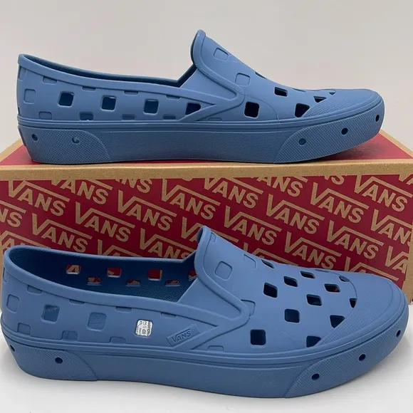 Vans Men’s Slip-On TrkCaptains BlueVN0A5HF8ZR8Sneakers