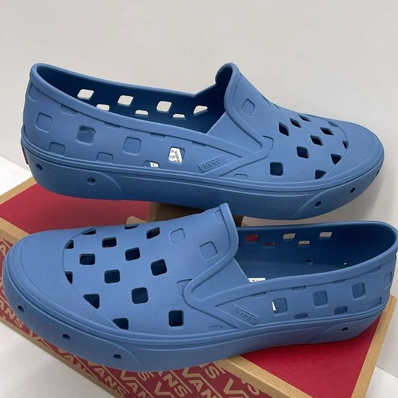 Vans Men’s Slip-On TrkCaptains BlueVN0A5HF8ZR8Sneakers