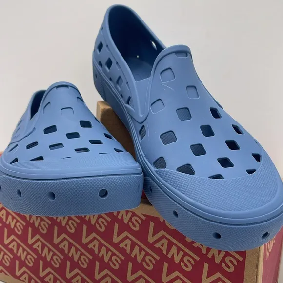 Vans Men’s Slip-On TrkCaptains BlueVN0A5HF8ZR8Sneakers