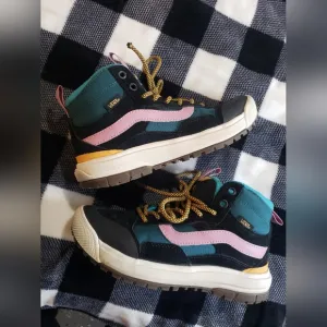 Vans • shoes • mens 4, womens 5.5, girls 3.5