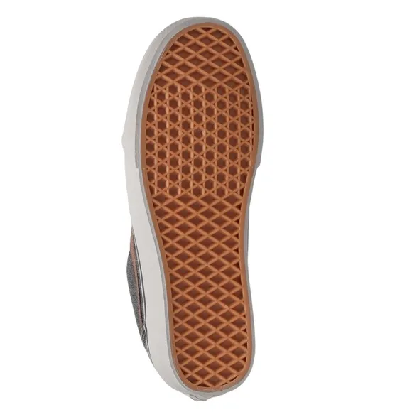 VANS • Ward Sneakers Skate Shoes Includes Box