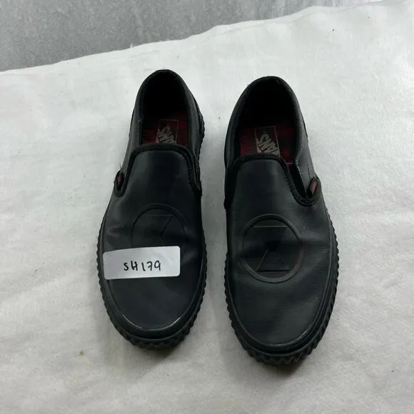Vans x Marvel Shoes Mens Sz 7 Black Slip On Classic Cushioned Insole Logo Detail