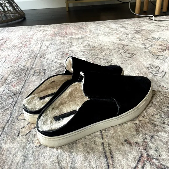 Vince Garvey 2 Black Suede Leather &amp; Shearling Slip on Sneakers Women's Size 9