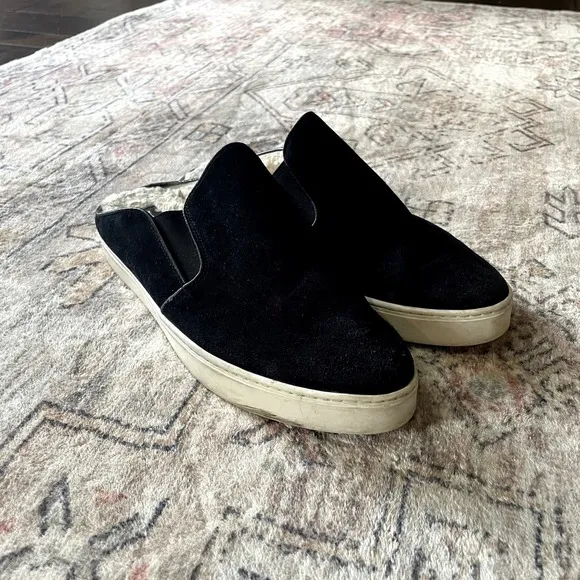 Vince Garvey 2 Black Suede Leather &amp; Shearling Slip on Sneakers Women's Size 9