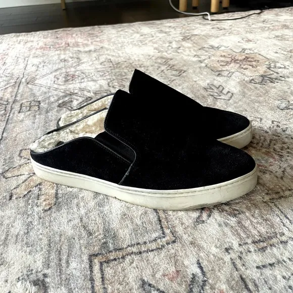 Vince Garvey 2 Black Suede Leather &amp; Shearling Slip on Sneakers Women's Size 9