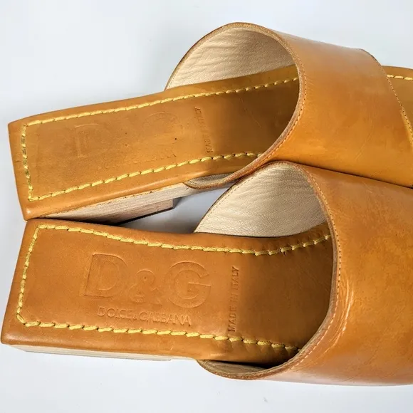 Vintage Dolce &amp; Gabanna square toe wood heel leather slides IOB  7
