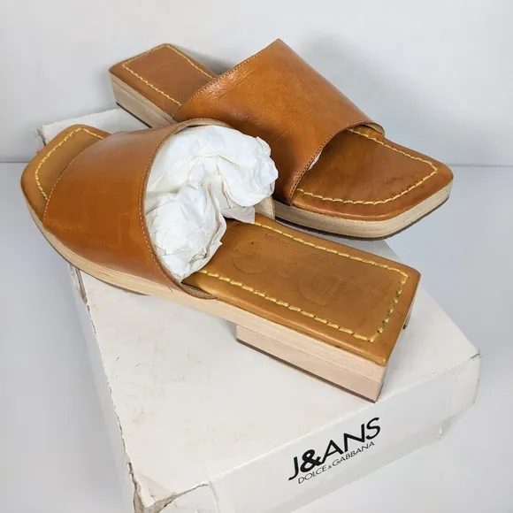 Vintage Dolce &amp; Gabanna square toe wood heel leather slides IOB  7