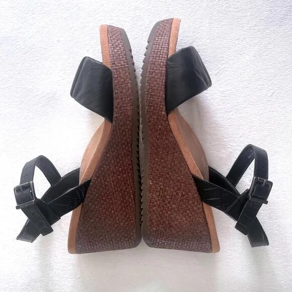 Vionic Aileen Croco Black Leather Wedge Buckle Sandals 9W