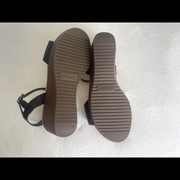 Vionic Aileen Croco Black Leather Wedge Buckle Sandals 9W