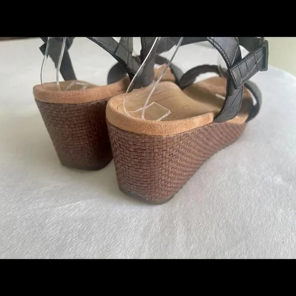 Vionic Aileen Croco Black Leather Wedge Buckle Sandals 9W