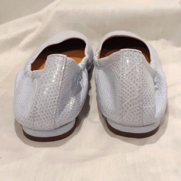 Vionic Alexa Ballet Flat Arctic Ice Serpentine Size 8 NWOT
