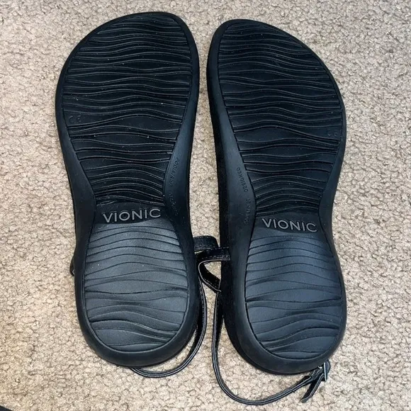 Vionic Lizbeth T-Strap Orthotic Sandal Pewter Metal Nappa Black 9.5 Wide
