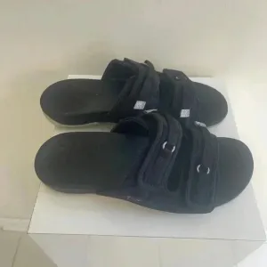 Vionic Sarah Orthotic SupportiveSlide Sandals black color in good condition