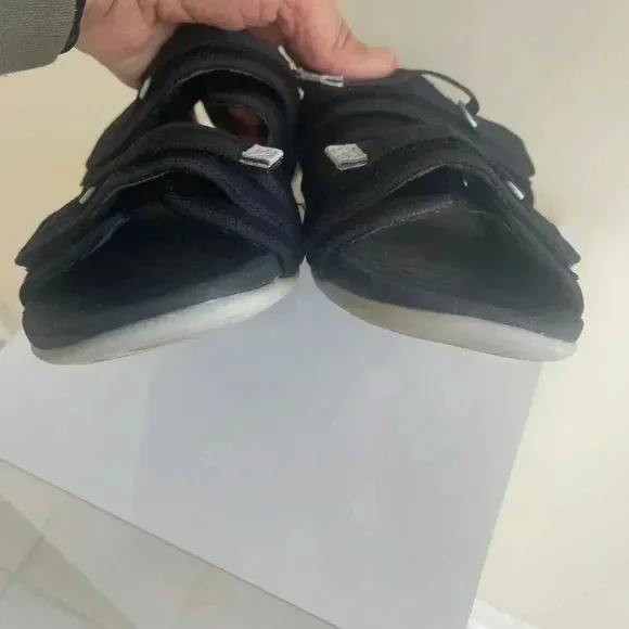 Vionic Sarah Orthotic SupportiveSlide Sandals black color in good condition