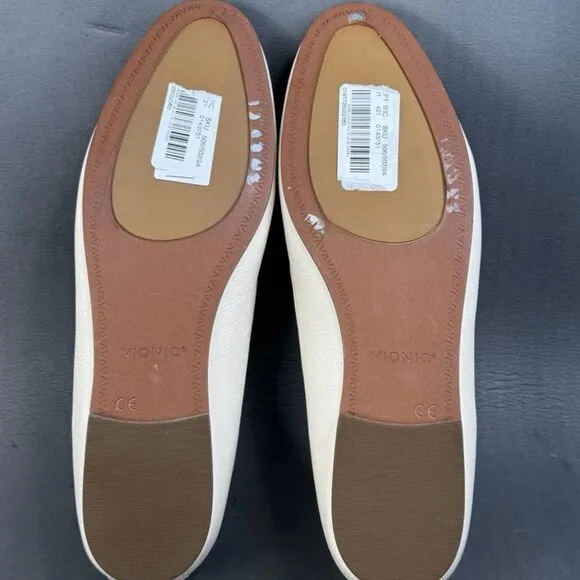 Vionic Soft Leather WILLA SLIP ON FLAT shoes womens size 8