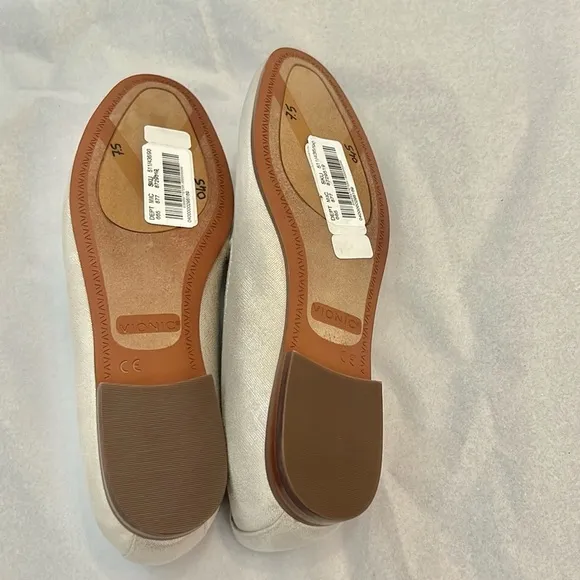 VIONIC WILLA SLIP ON FLAT