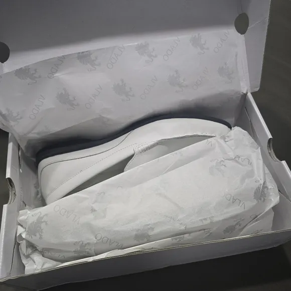 Vlado designer mens white slip-on loafer shoes NIB