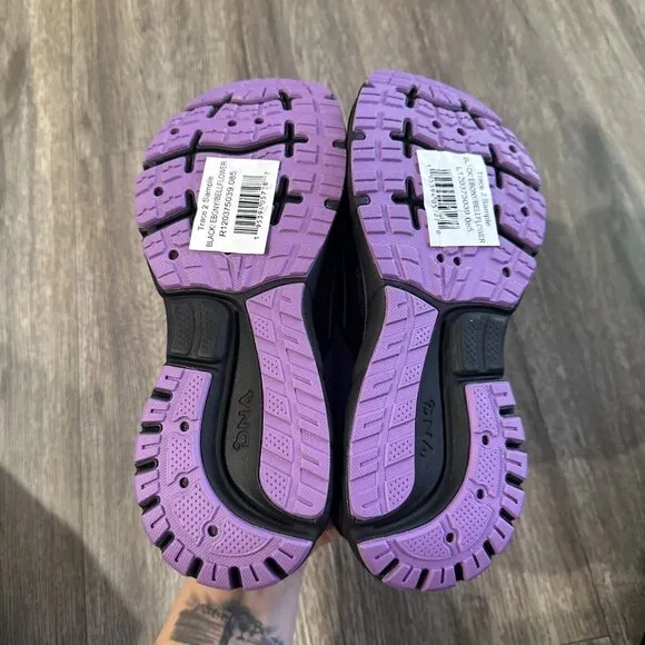 Women  SAMPLE Brooks Trace 2 Black Purple Running Shoes Size 8.5 NEW