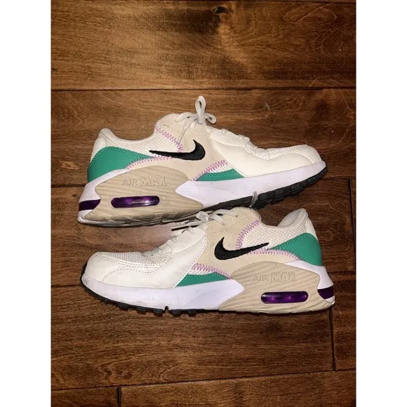 Women's 9 M Nike Air Max Excee Sail Sandrift Tan Green CD5432-124 Running Shoes