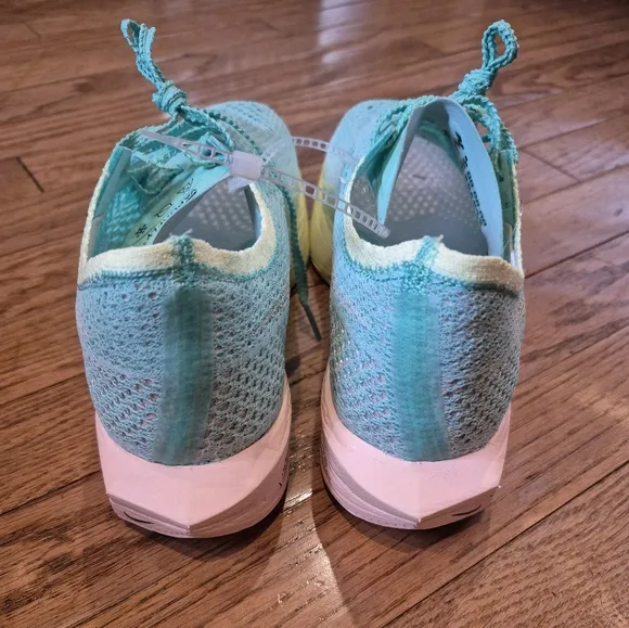 Women's Aqua Running Shoes