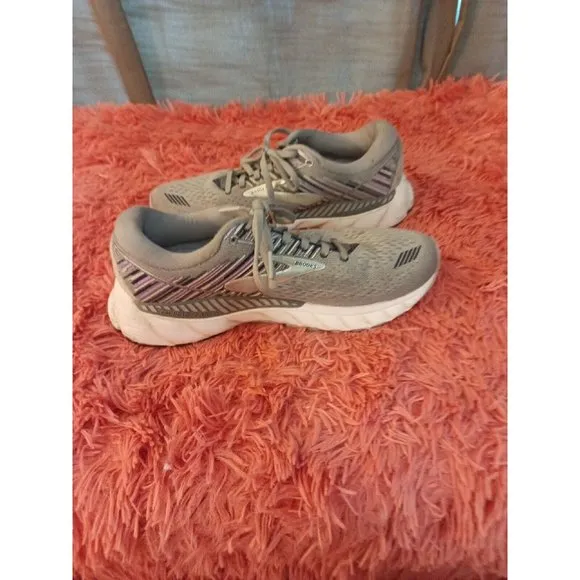 Women's Grey Brooks Adrenaline GTS 19 Guiderails Running Shoes Size 9