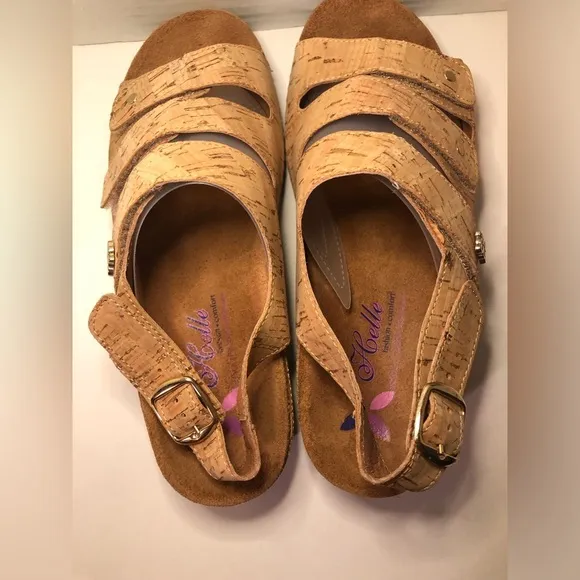 Women's Helle Tan and Gold Sandals