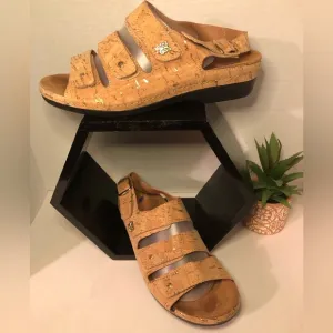 Women's Helle Tan and Gold Sandals