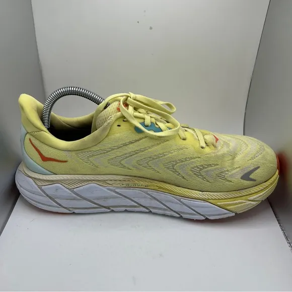 Women’s Hoka One One Arahi 6 Running Shoes Size 10.5