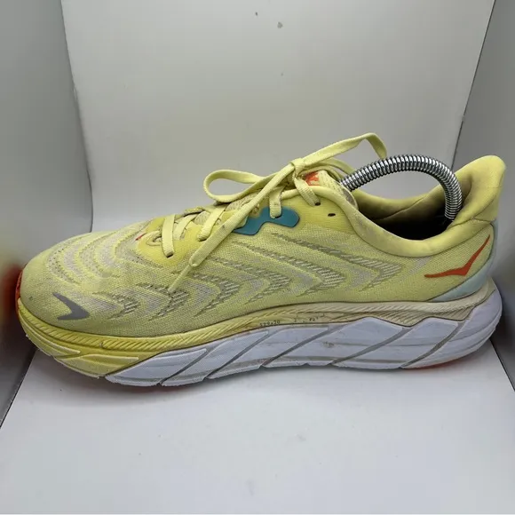 Women’s Hoka One One Arahi 6 Running Shoes Size 10.5