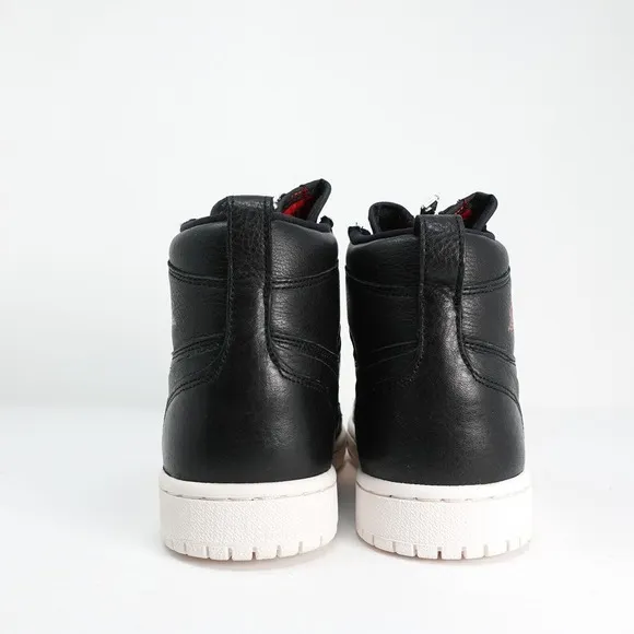 Women's Nike Air Jordan 1 Hi Zip Size 5.5 AT0575 006 Black Gym Red
