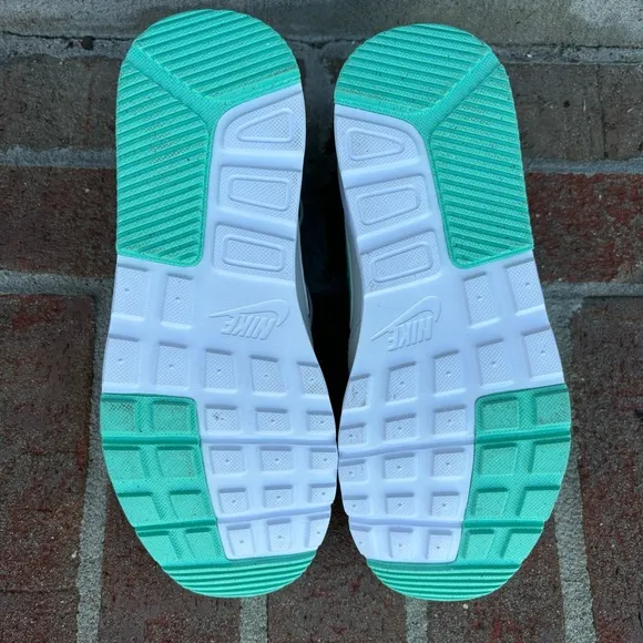 Womens Nike Air Max SC White/Emerald Rise-Jade Ice Running Shoes FN7163 100 NEW