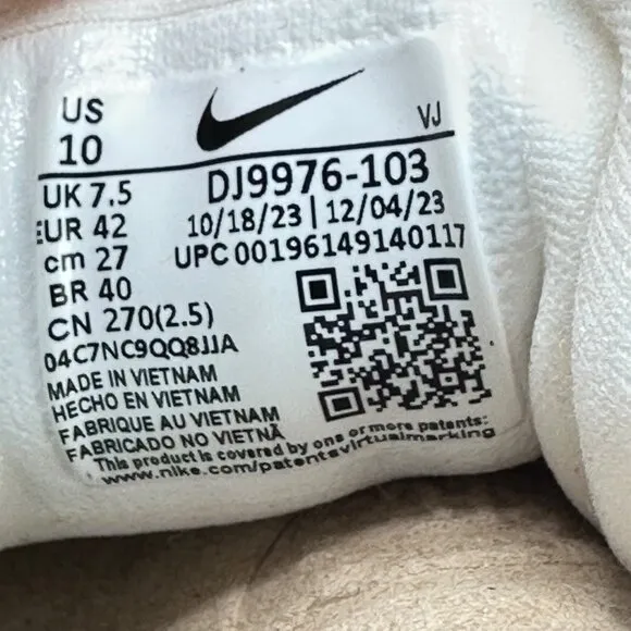 Women's Nike React Escape RN White Gree Running shoes Size 10 DJ9976-103