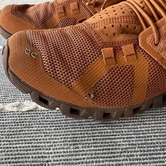 Womens On Cloud Running Shoes Size 7.5