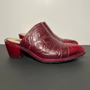 Womens SALPY Dallas Red Hand Tooled Snakeskin Slip On Mules / Size 5.5