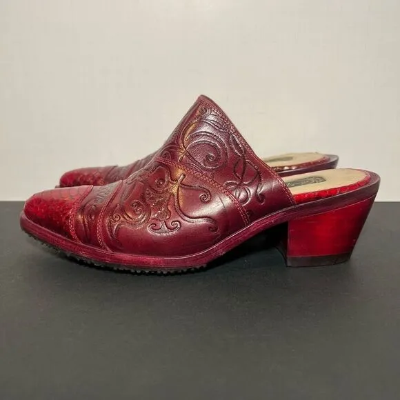 Womens SALPY Dallas Red Hand Tooled Snakeskin Slip On Mules / Size 5.5