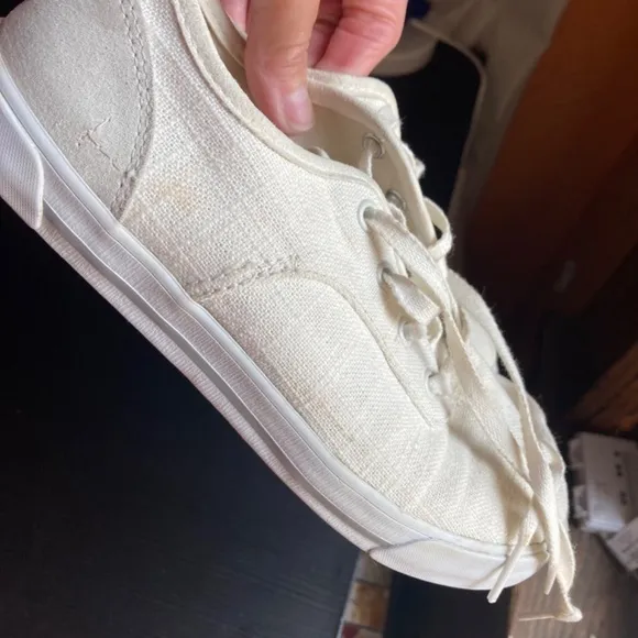 Women's UGG Australia Beige Cream Lace Up Casual Sneaker Shoes Size 3 US