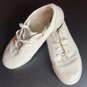 Women's UGG Australia Beige Cream Lace Up Casual Sneaker Shoes Size 3 US