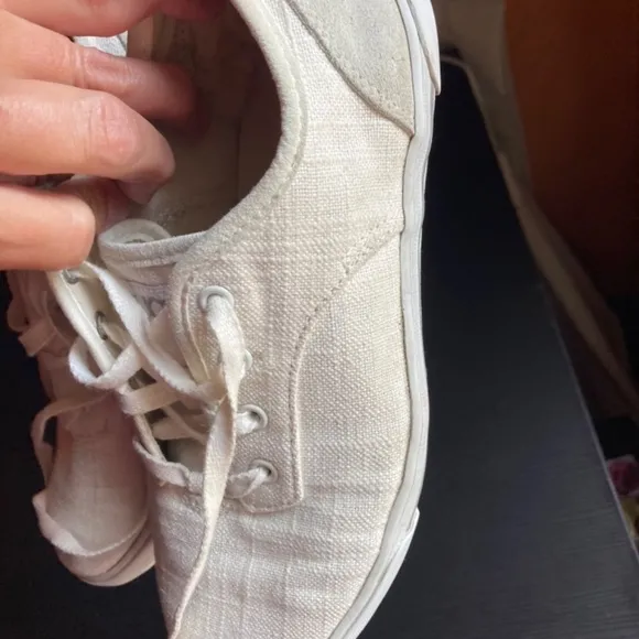 Women's UGG Australia Beige Cream Lace Up Casual Sneaker Shoes Size 3 US